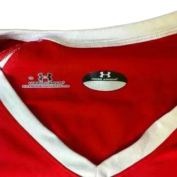Red and white Under Armour Women’s tee size Large - Picture 2 of 3